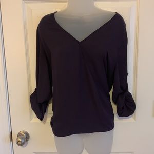 Versatile High low tunic (purple )large has sleeve tabs as well